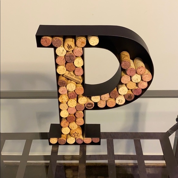 Large black wall hanging wine cork holder letter P - Picture 2 of 3